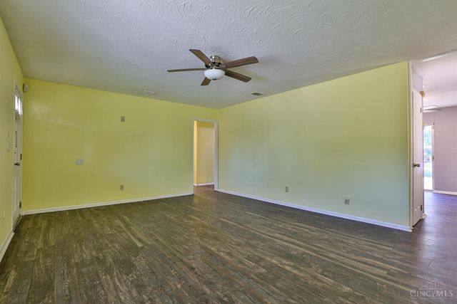 918 Glasgow Drive, Forest Park, OH 45240