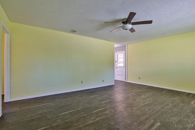 918 Glasgow Drive, Forest Park, OH 45240