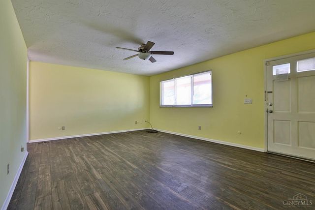 918 Glasgow Drive, Forest Park, OH 45240