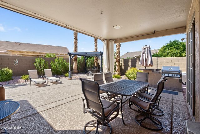 17812 N BECKE Lane, Surprise, AZ 85374