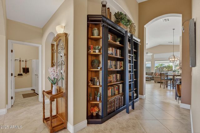 17812 N BECKE Lane, Surprise, AZ 85374