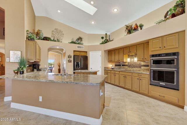 17812 N BECKE Lane, Surprise, AZ 85374