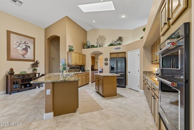 17812 N BECKE Lane, Surprise, AZ 85374