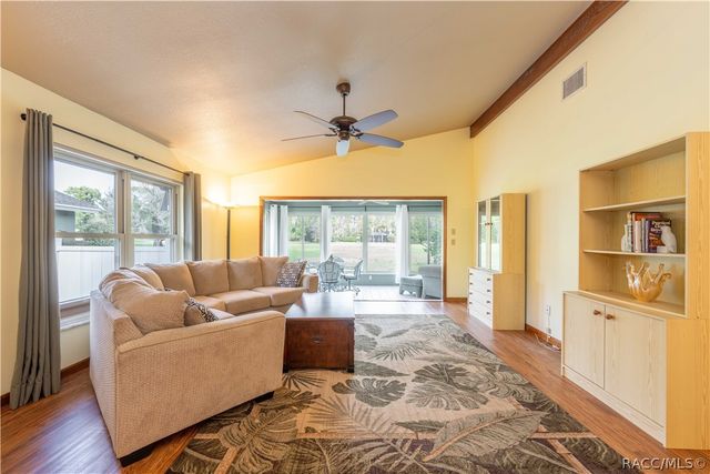 20 Golfview Court, Homosassa, FL 34446