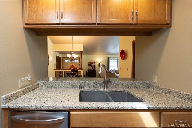 20 Golfview Court, Homosassa, FL 34446