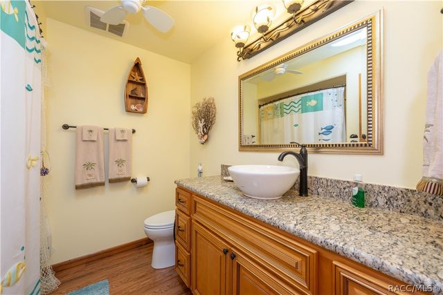 20 Golfview Court, Homosassa, FL 34446