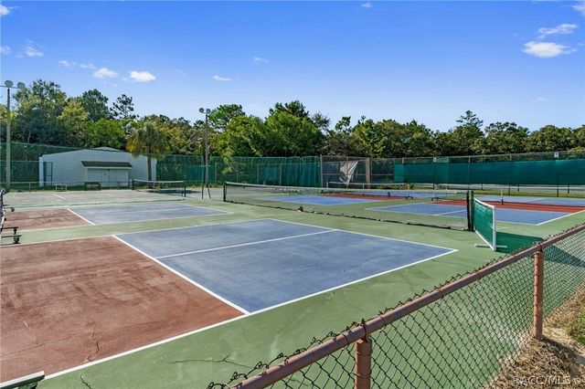 20 Golfview Court, Homosassa, FL 34446