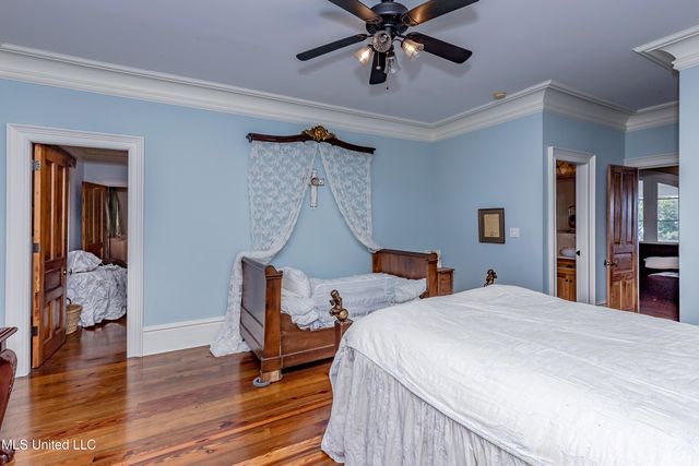 9783 Pointe Aux Chenes Road, Ocean Springs, MS 39564