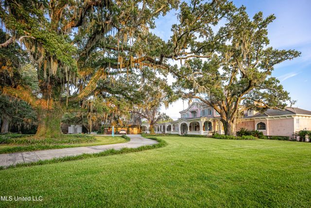 9783 Pointe Aux Chenes Road, Ocean Springs, MS 39564