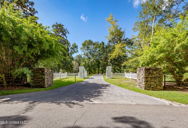 9783 Pointe Aux Chenes Road, Ocean Springs, MS 39564