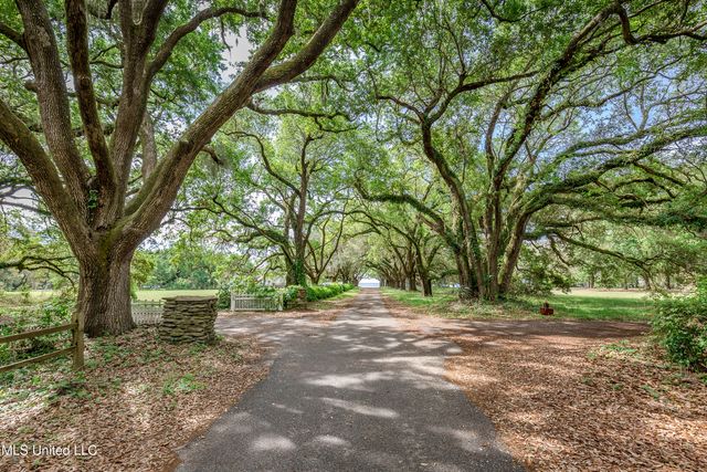 9783 Pointe Aux Chenes Road, Ocean Springs, MS 39564