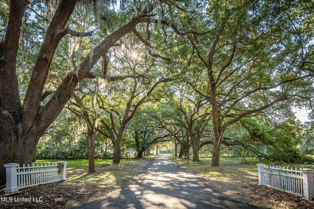 9783 Pointe Aux Chenes Road, Ocean Springs, MS 39564