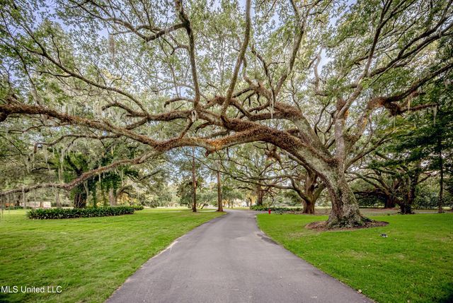 9783 Pointe Aux Chenes Road, Ocean Springs, MS 39564