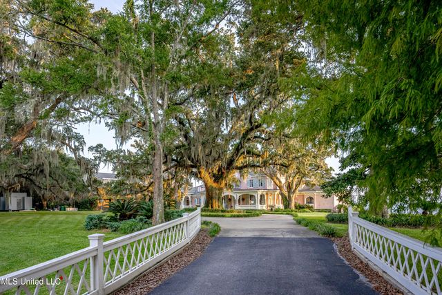 9783 Pointe Aux Chenes Road, Ocean Springs, MS 39564
