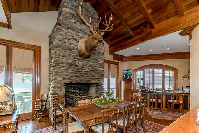 9783 Pointe Aux Chenes Road, Ocean Springs, MS 39564