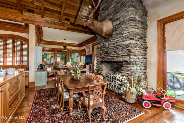 9783 Pointe Aux Chenes Road, Ocean Springs, MS 39564