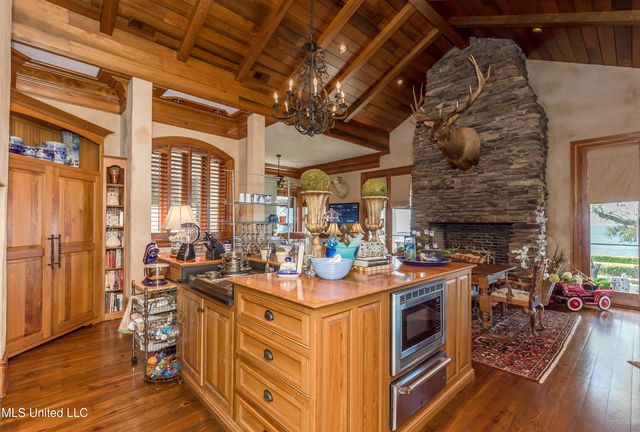 9783 Pointe Aux Chenes Road, Ocean Springs, MS 39564