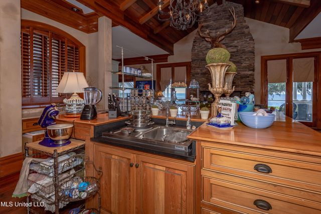 9783 Pointe Aux Chenes Road, Ocean Springs, MS 39564