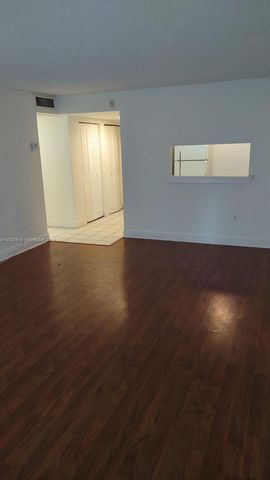 496 NW 165th St Rd D109, Miami, FL 33169