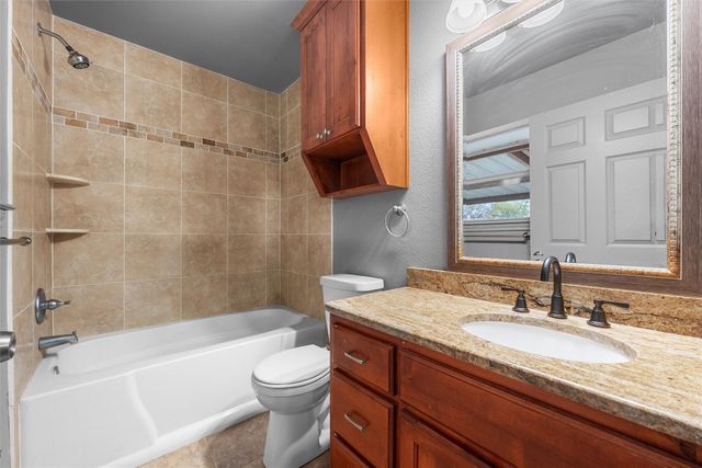 139 E Seley, Axtell, TX 76624