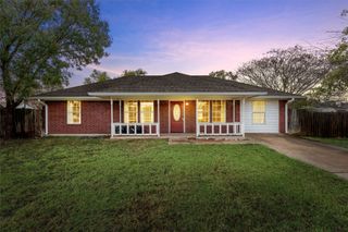 139 E Seley, Axtell, TX 76624
