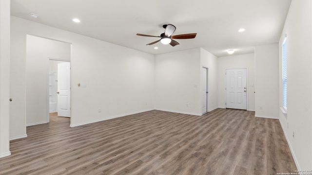 131 Laurel Grace, New Braunfels, TX 78130