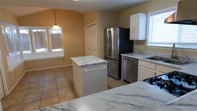 6223 Avery Island Ave, Austin, TX 78727