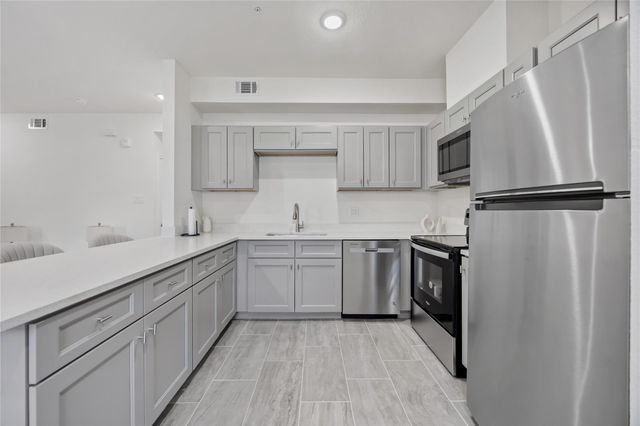 9129 Brandon Street B5, Houston, TX 77051