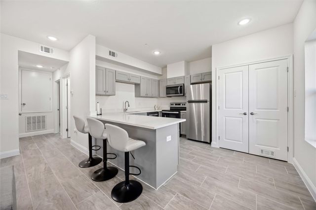 9129 Brandon Street B5, Houston, TX 77051