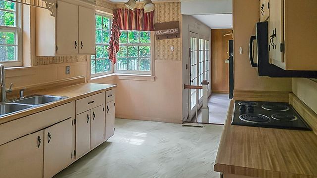 819 Hillcrest Drive, Thomson, GA 30824