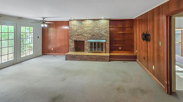 819 Hillcrest Drive, Thomson, GA 30824