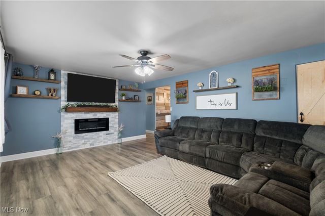 2608 Helen Place NW, Canton, OH 44708