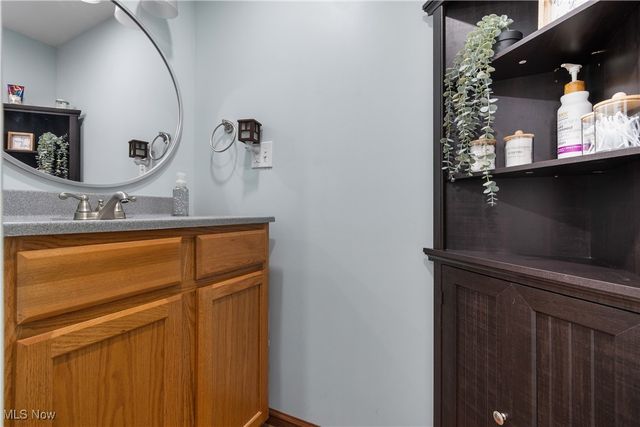 2608 Helen Place NW, Canton, OH 44708