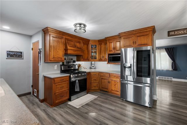 2608 Helen Place NW, Canton, OH 44708