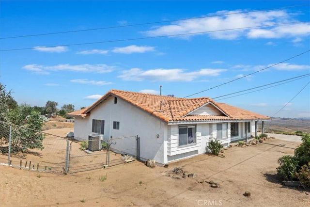 20061 Lounsberry, Perris, CA 92570