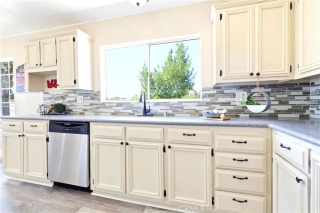 4334 Sunset, Phelan, CA 92371