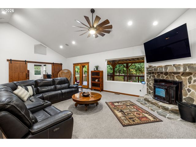 39100 Se TUMALA MOUNTAIN Rd, Estacada, OR 97023