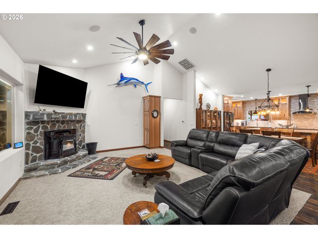 39100 Se TUMALA MOUNTAIN Rd, Estacada, OR 97023