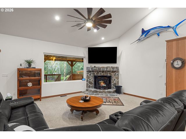 39100 Se TUMALA MOUNTAIN Rd, Estacada, OR 97023