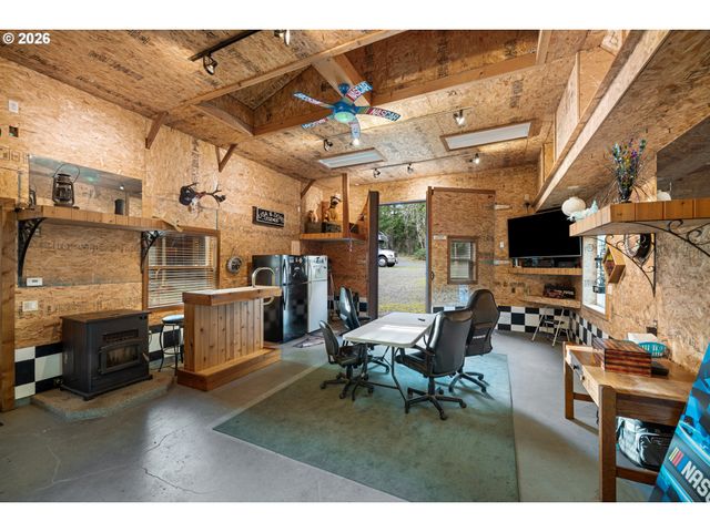 39100 Se TUMALA MOUNTAIN Rd, Estacada, OR 97023