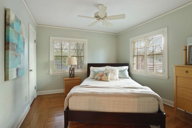 930 Sycamore Ave, Modesto, CA 95350