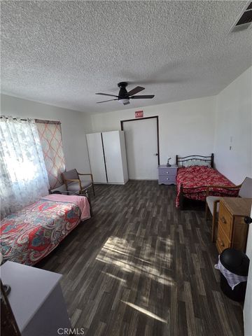 397 E Main, San Jacinto, CA 92583