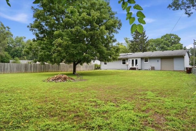 9309 Baldwin Drive, Machesney Park, IL 61115