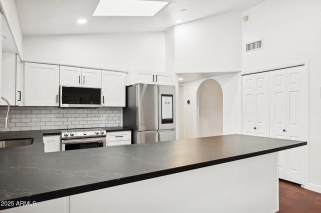 6548 E BARWICK Drive, Cave Creek, AZ 85331