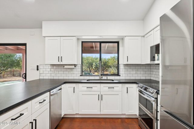 6548 E BARWICK Drive, Cave Creek, AZ 85331