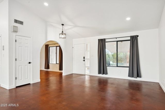 6548 E BARWICK Drive, Cave Creek, AZ 85331