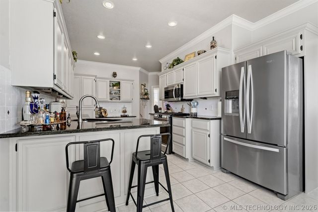 1708 Southern Hills Drive, Ardmore, OK 73401
