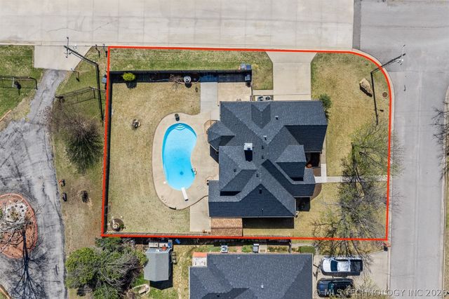 1708 Southern Hills Drive, Ardmore, OK 73401