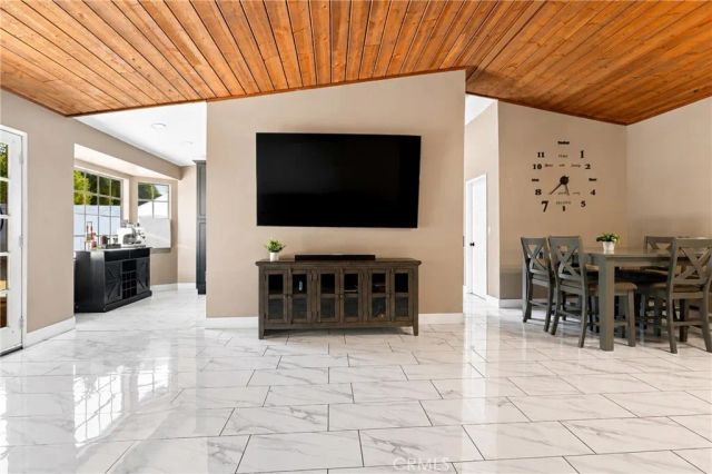 44394 Meadow Grove, Hemet, CA 92544