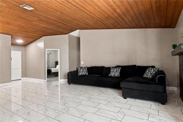 44394 Meadow Grove, Hemet, CA 92544